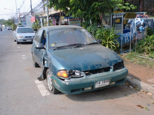 ขายด่วนครับ หาเงินค่าเทอมลูกครับ รถฟอร์ด แอสปาย เครื่องโตโยต้าสามห่วง ทบ.