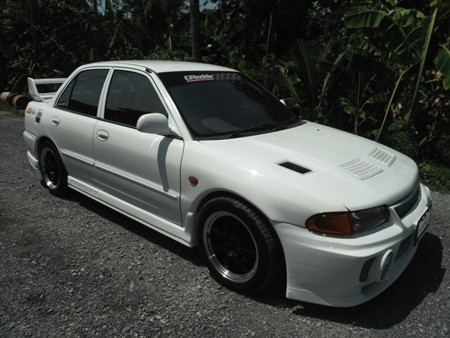 ขายรถมิตซูบิชิ เครื่อง 4G63 เทอร์โบ อินเตอร์ ชุดแต่ง EVO3ขับดี อยู่สุพรรณบุรี