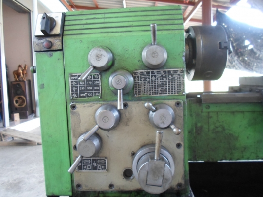 เครื่องกลึง 4 ฟุต เพลาเดียว เกียร์บล็อก  38,000 พร้อมใช้