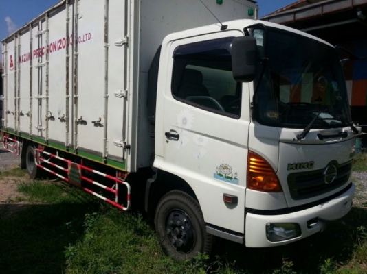 รถฮีโน่ 10 ล้อ ตู้เแห้ง 175 แรงม้า  ( ขาย 2 คัน ) สนใจติดต่อ 081 - 6079515