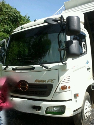 รถฮีโน่ 6 ล้อดั้ม FC4J 150 แรงม้า ปี 50  รถวิ่ง 1xx,xxx กม.  สนใจติดต่อ 081 - 6079515