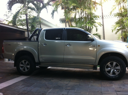 ขายกระบะวีโก้3.0/4wd/4ประตูมือเดียว