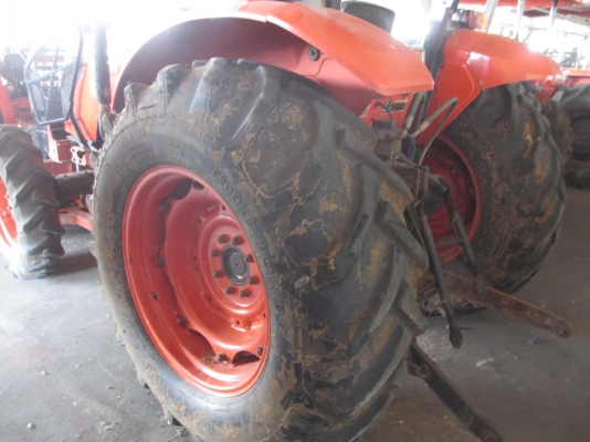 น้องร็อค มาแล้ว KUBOTA M6040SU คุณภาพเยี่ยม พร้อมใบมีดันดินหน้า น้องร็อค มาแล้ว KUBOTA M6040SU คุณภาพเยี่ยม พร้อมใบมีดันดินหน้า