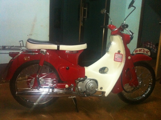 ขาย ฮอนด้า C100ทะเบียนพร้อมโอน สภาพกิ๊บมาก สนใจคุยได้คับ 087-7551499 ตอง