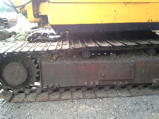 ขาย komatsu pc30-3 รถบ้าน ขาย komatsu pc30-3 รถบ้าน