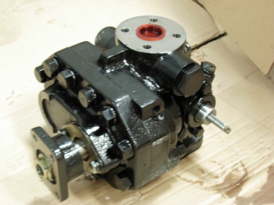 รับซ่อมปั้มดั้มพ์ รุ่น kp1403-1405 kp75b 45 12ตัน 6 ตัน ราคาไม่แพง