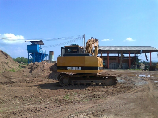 ขายด่วน..รถแบคโฮ CAT E120 B เก๋งสวย ภายในสวย มีแอร์เย็นฉ่ำ รถสวย พร้อมใช้งาน มีใบอินวอยล์.