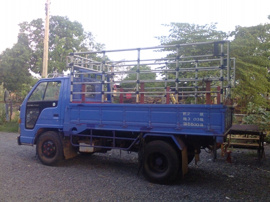 ขาย NKR เครื่อง 100 แรง เครื่องดีนิ่มมาก แชชซีสวยๆ รถไม่โทรมครับ