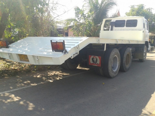 ขายสิบล้อบรรทุกแบล็คโฮ