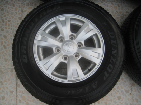 ขายล้อแม็ก Mitsubishi triton 16"x7" et38 6รู139 +ยางปี1912 (081-3747940)