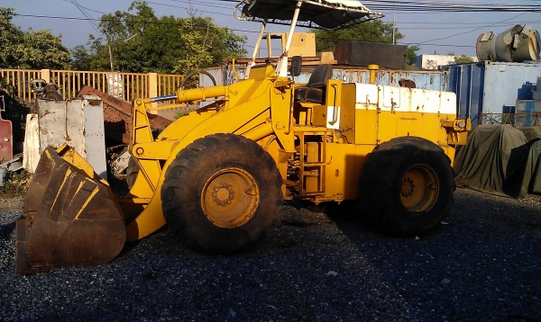 ขายรถตักล้อยาง515 เครื่องISUZU TXพร้อมใช้งาน