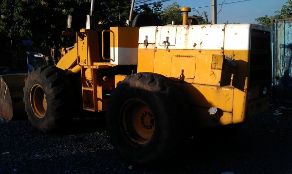 ขายรถตักล้อยาง515 เครื่องISUZU TXพร้อมใช้งาน ขายรถตักล้อยาง515 เครื่องISUZU TXพร้อมใช้งาน