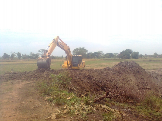 ให้เช่า แบคโฮ hitachi zx 200  komutsu 7 pc200