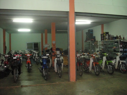 มาแล้วครับพี่น้อง ฮอนด้าดรีม คุรุสภา สภาพสวย พร้อมใช้งาน ( ทะเบียนพร้อมชุดโอน )