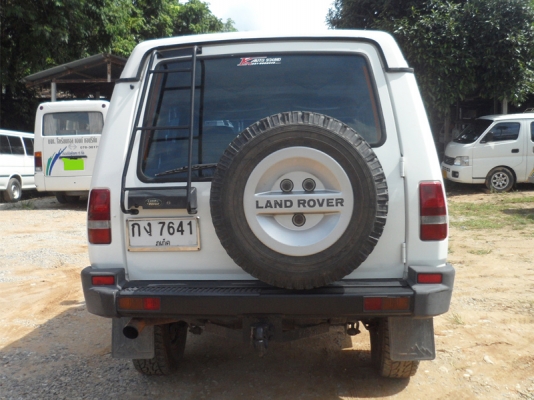 ขายรถยนต์เอนกประสงค์ยี่ห้อ LAND ROVER DISCOVERY