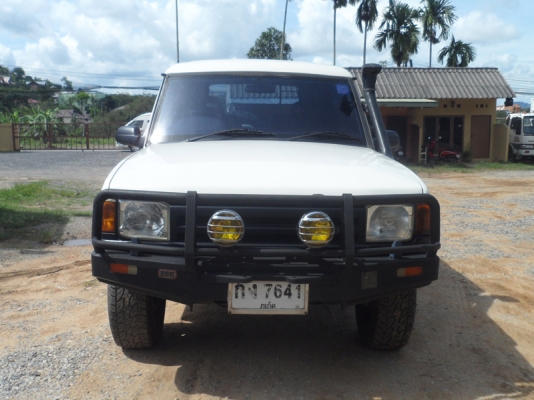 ขายรถยนต์เอนกประสงค์ยี่ห้อ LAND ROVER DISCOVERY