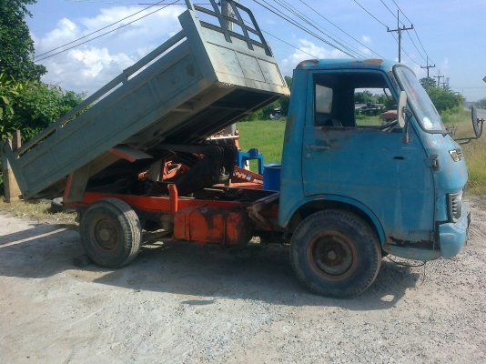 ขายรถบรรทุกอีซูซุ 4 ล้อดั้ม ทะเบียนพร้อม