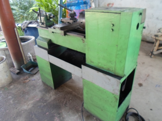 เครื่องกลึง 4 ฟุต ไต้หวัน เกียร์บล็อก พร้อมใช้ 38,000 ด่วน !!!! เครื่องกลึง 4 ฟุต ไต้หวัน เกียร์บล็อก พร้อมใช้ 38,000 ด่วน !!!!