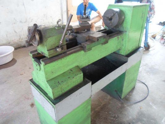 เครื่องกลึง 4 ฟุต ไต้หวัน เกียร์บล็อก พร้อมใช้ 38,000 ด่วน !!!! เครื่องกลึง 4 ฟุต ไต้หวัน เกียร์บล็อก พร้อมใช้ 38,000 ด่วน !!!!