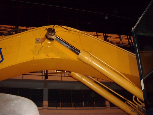 komatsu pc200-5 คอนโทรลสั้น 084-744-4476