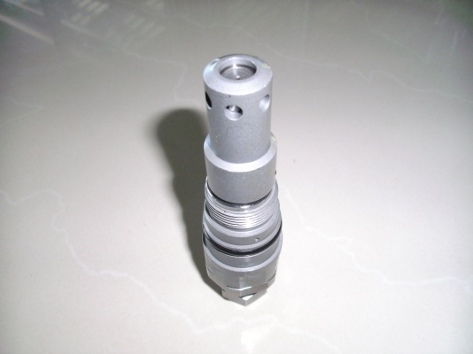 KOBELCO,PART NO.YN22V00001F1,VALVE ASSY,MAIN RELIEF.