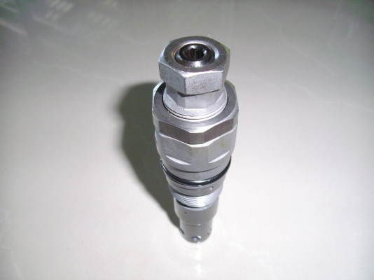 KOBELCO,PART NO.YN22V00001F1,VALVE ASSY,MAIN RELIEF.