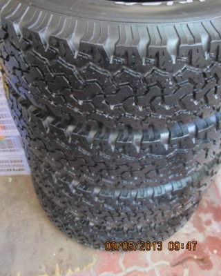 ขายยาง  BF  245 x 75 x 16  ..........สวยๆ เชิญครับ