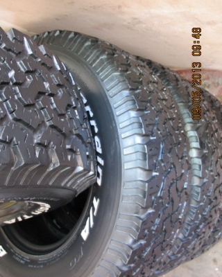 ขายยาง  BF  245 x 75 x 16  ..........สวยๆ เชิญครับ