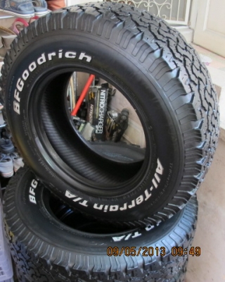 ขายยาง  BF  245 x 75 x 16  ..........สวยๆ เชิญครับ