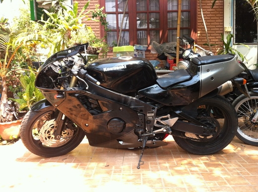 ขาย KAWA ZXR 400 R ทะเบียนพร้อมโอน ครับ