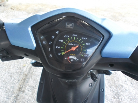 เวฟ110i ปี52รถบ้านเครื่อดีสีสวยเปลือกไม่แตก เวฟ110i ปี52รถบ้านเครื่อดีสีสวยเปลือกไม่แตก