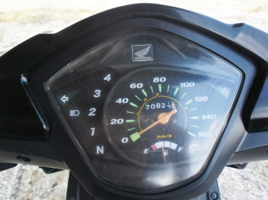 เวฟ110i ปี52รถบ้านเครื่อดีสีสวยเปลือกไม่แตก ค.2