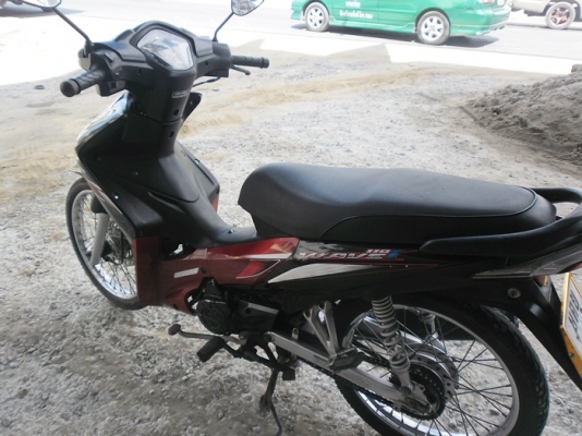 เวฟ110i ปี52รถบ้านเครื่อดีสีสวยเปลือกไม่แตก ค.3