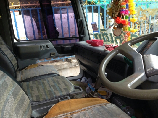 ***ขายแล้วครับขอบคุณ Truck2hand ขาย 6ล้อช่วงยาว HINO FD 185เทอโบ HINO FD 3HLA  เครื่อง HO7C 185 HP TURBO  แห้งจัด แรงจริง ไม่มีเยิ้ม ช่วงล่างแน่นคัสซีสวย ไม่ผุไม่บวม สวยทั้งเส้น ยาง8.25ดี6เส้น กระบะยาว7.2ม.พื้นดีไม่ผุพร้อมหางสไลด์ไฮฯ สภาพดี หัวบางภายในดี