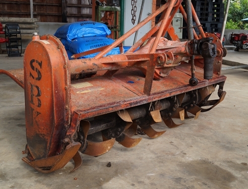 ขายโรตารี่ ขนาด 1.60 เมตร เสื้อใหญ่ แข็งแรง ทนทาน ขายโรตารี่ ขนาด 1.60 เมตร เสื้อใหญ่ แข็งแรง ทนทาน