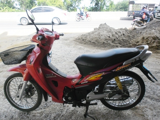 เวฟ125 สตาร์มือปี47รถบ้านเครื่องดีเปลือกไม่แตกภาษีไม่ขาด เวฟ125 สตาร์มือปี47รถบ้านเครื่องดีเปลือกไม่แตกภาษีไม่ขาด