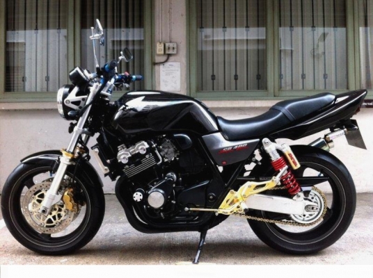 ขาย CB400 SF TEC1 ปี2000 สภาพสวยๆ  ทะเบียนแท้ สมอ.  ราคา178000 บาท (รับเทริ์น)