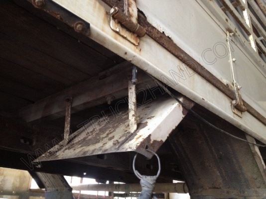 กระบะคาร์โก้รถอีโน่บรรทุก 6 ล้อ