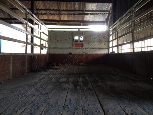 กระบะคาร์โก้รถอีโน่บรรทุก 6 ล้อ