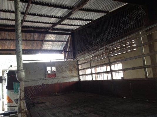 กระบะคาร์โก้รถอีโน่บรรทุก 6 ล้อ