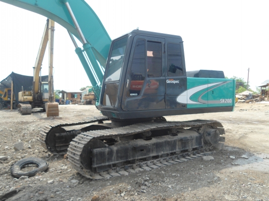 ขายรถแมคโครSK200 // สภาพพร้อมใช้ สนใจติดต่อ บอย085-156-2314