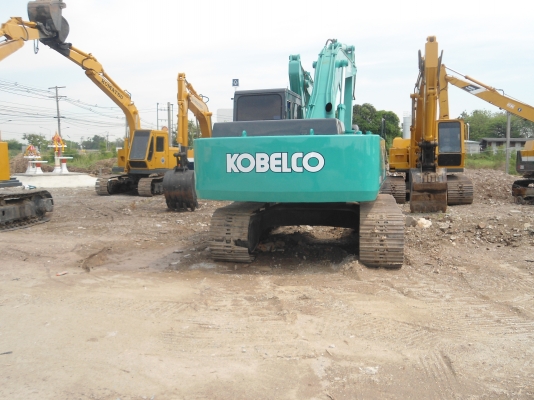 ขายรถแมคโครSK200 // สภาพพร้อมใช้ สนใจติดต่อ บอย085-156-2314