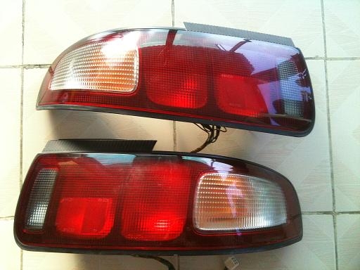 จำหน่าย ไฟท้าย ไฟหน้า หลายรุ่นคับ