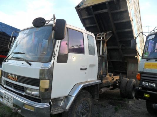 Isuzu Rocky 195