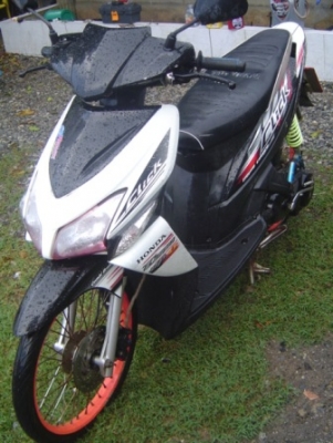 Honda Click เครื่องเดิม ระบบไฟพร้อมใช้