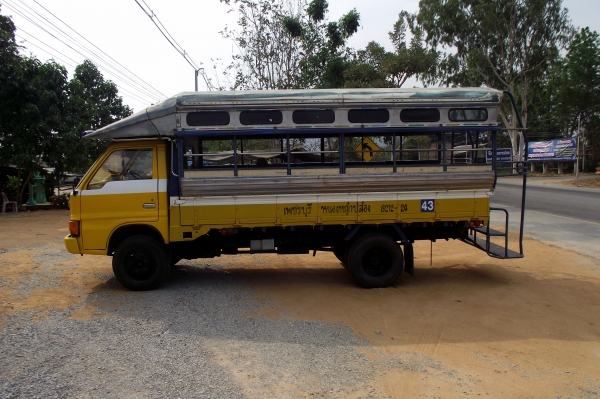 ขายรถ6ล้อ ISUZU TR 100 ขายรถ6ล้อ ISUZU TR 100