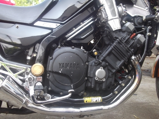 YAMAHA FZX 750 cc 120,000 ทะเบียนแท้ครับ  รถอยู่เอื้ออารทร เพชรบูรณ์