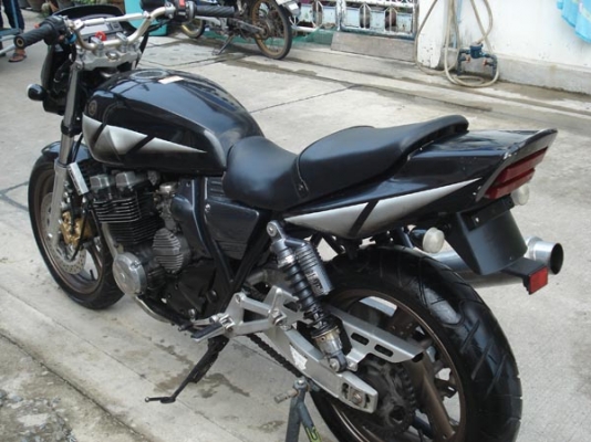 วุฒินนบุรี// ขาย XJR400cc. ปี96รถสวยพร้อมใช้เครื่องดีขับได้เอกสารอินวอยแท้ๆคับ