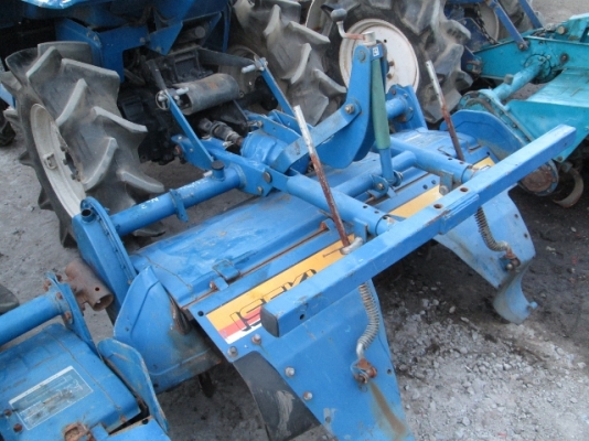 รหัส:13001119รถพรวนดินนั่งขับเครื่องยนต์ดีเซลK3C-18495ขนาด15PS.สภาพสวยประหยัดน้ำมันพร้อมใช้งานหายากทนทาน