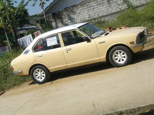 Toyota Corolla KE20  (1974)